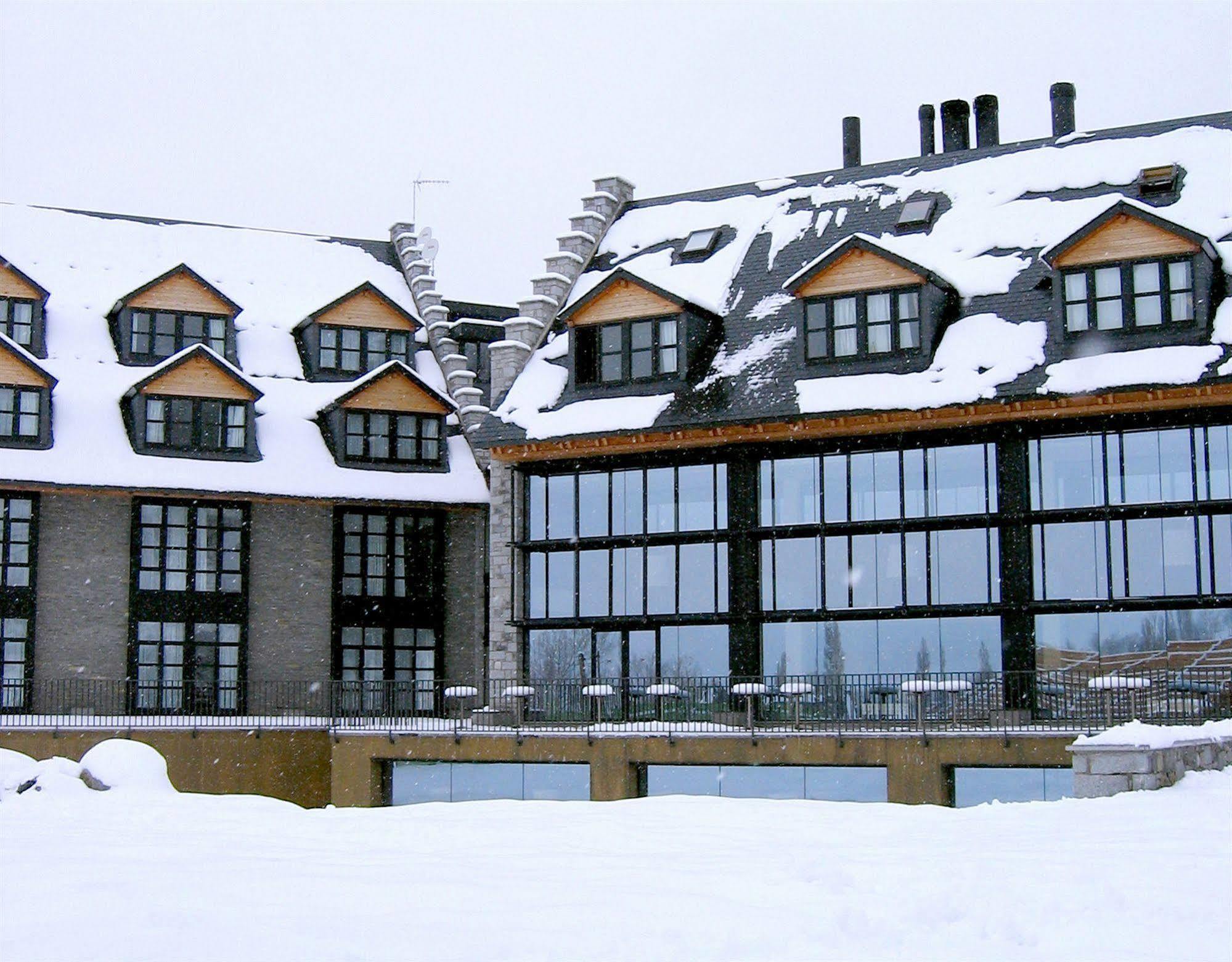Hg Cerler Hotel Exterior foto