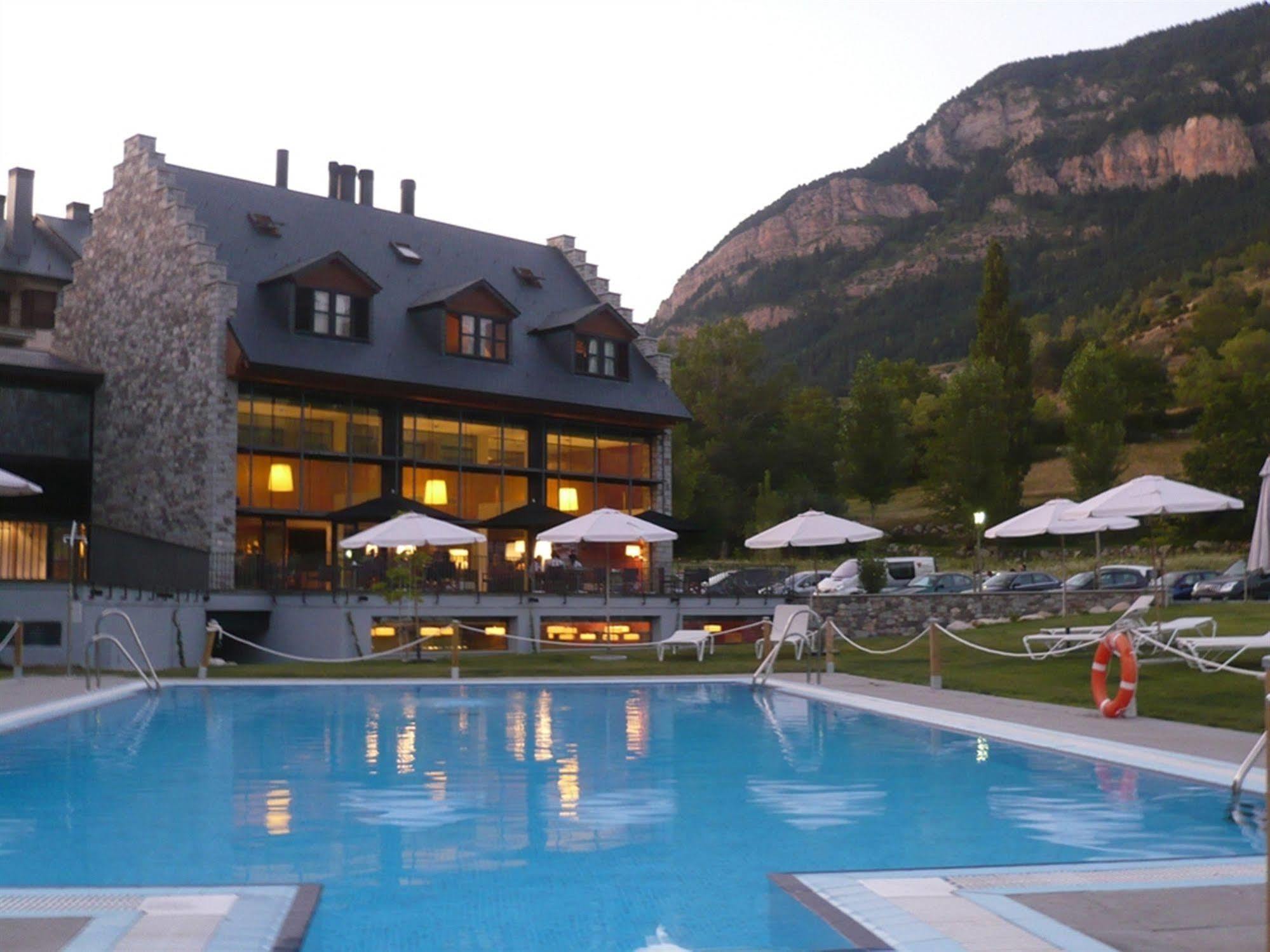 Hg Cerler Hotel Exterior foto